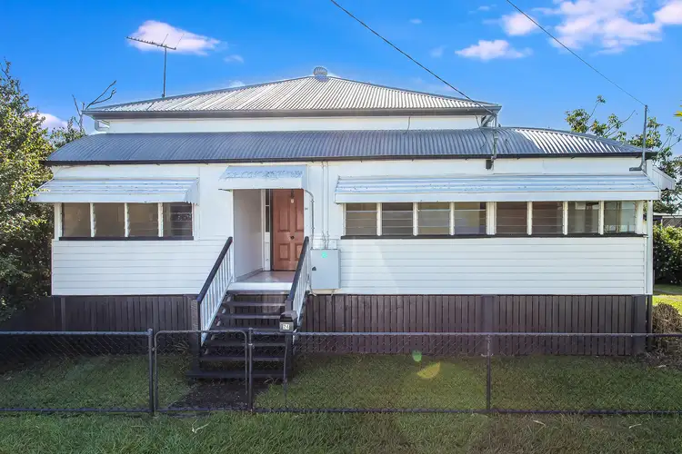 24 Fifth Avenue, Sandgate QLD 4017