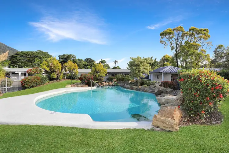17/473-479 McCoombe Street, Mooroobool QLD 4870