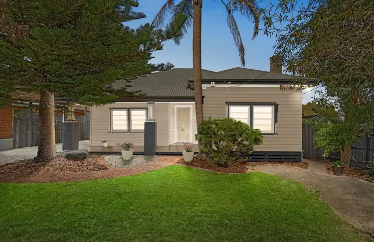 280 Mount Dandenong Road