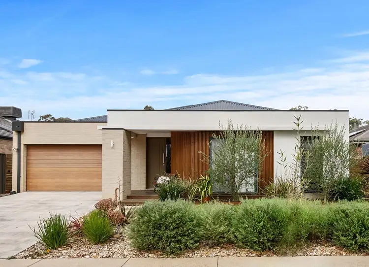 7 McEniry Way, Strathfieldsaye VIC 3551