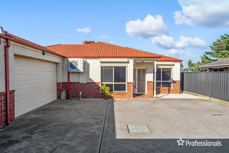 2/21 Timele Drive, Hillside VIC 3037