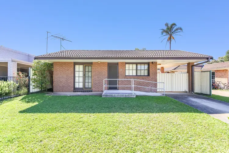 93 Potoroo Avenue, St Helens Park NSW 2560