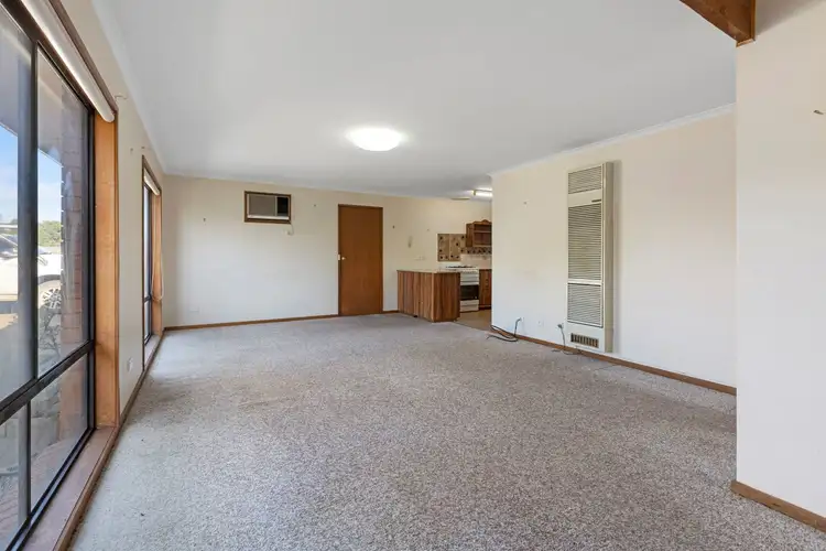 Second view of Homely unit listing, 2/24 Burnside Street, Eaglehawk VIC 3556