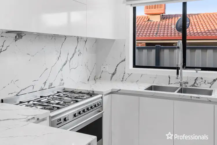 Fifth view of Homely house listing, 8 Manchester Drive, Sydenham VIC 3037