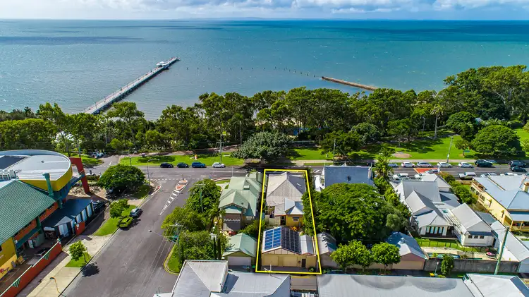 38 Park Parade, Shorncliffe QLD 4017