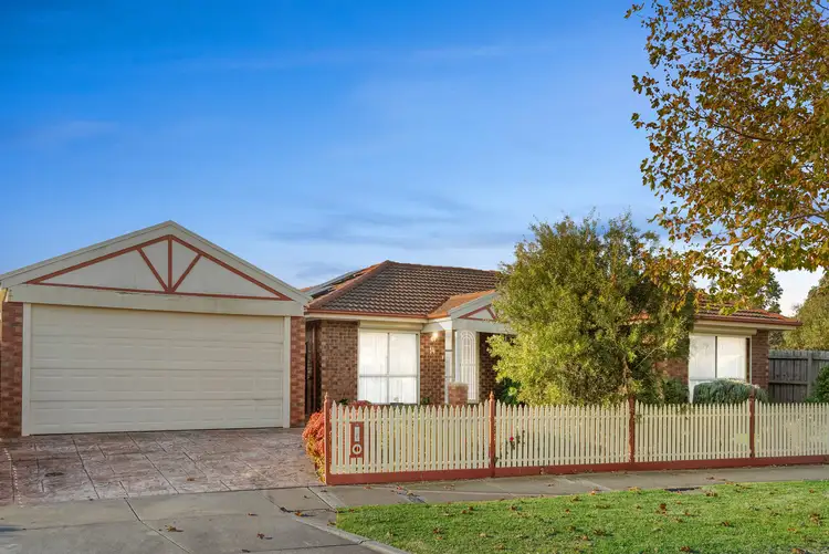 14 Pintail Crescent