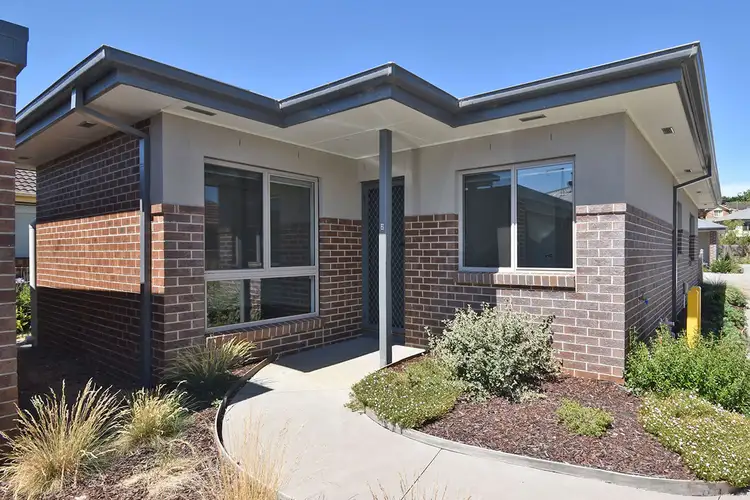 2 Reska Place, Mooroolbark VIC 3138