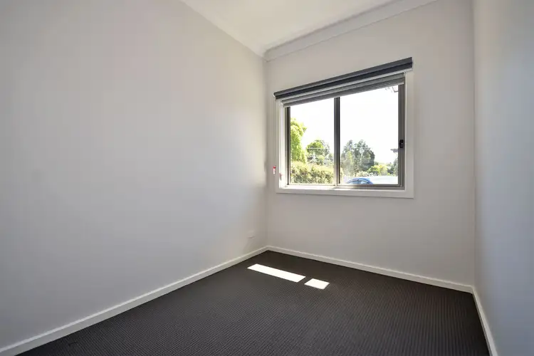 Fifth view of Homely house listing, 2 Reska Place, Mooroolbark VIC 3138