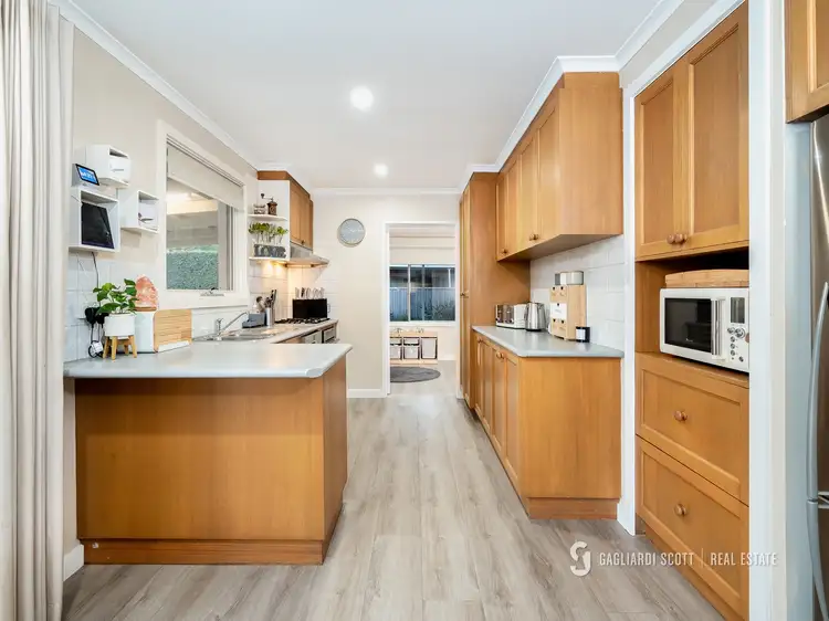 Sixth view of Homely house listing, 11 Vickers Street, Kialla VIC 3631
