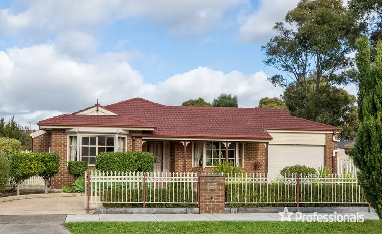 3 Bellbird Avenue, Taylors Lakes VIC 3038