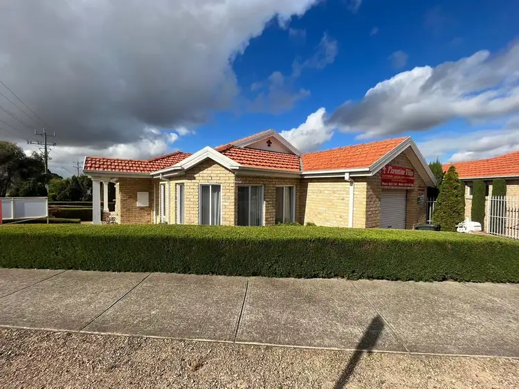 1 Hume Drive, Delahey VIC 3037