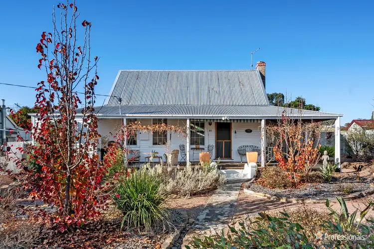 90 High Street, Avoca VIC 3467