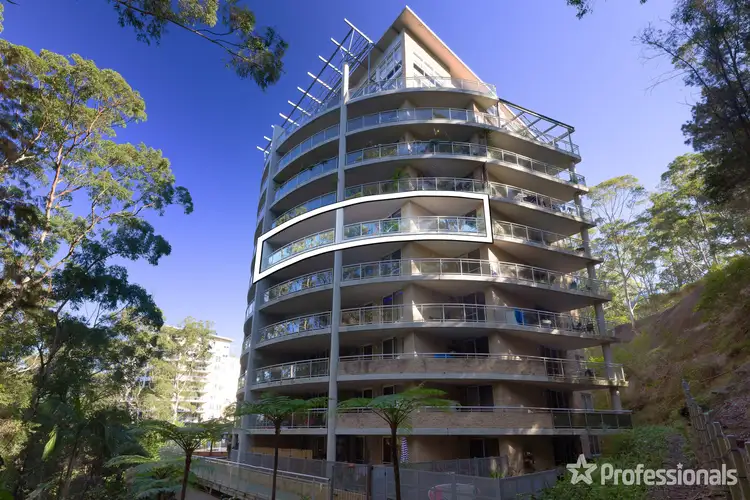 444/80 John Whiteway Drive, Gosford NSW 2250