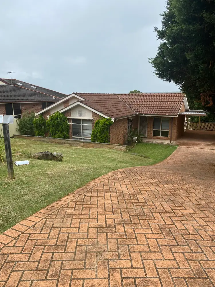 21 Archibald Crescent, Rosemeadow NSW 2560