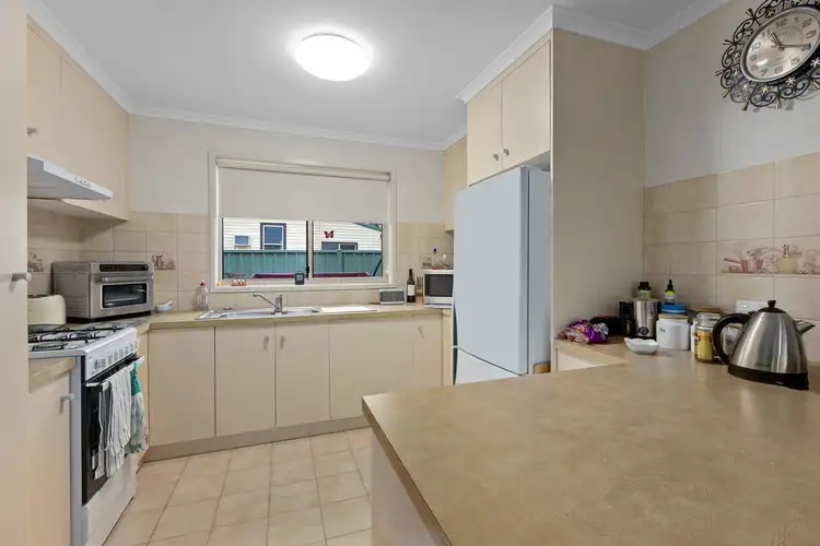 Fourth view of Homely unit listing, Unit 2 , Unit 3/108 Mundy Street, Kennington VIC 3550