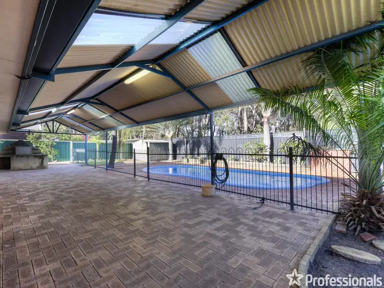 5 Aspen Court, Forrestfield WA 6058