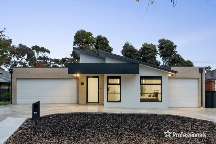 12 Bloomsbury Court, Hillside VIC 3037