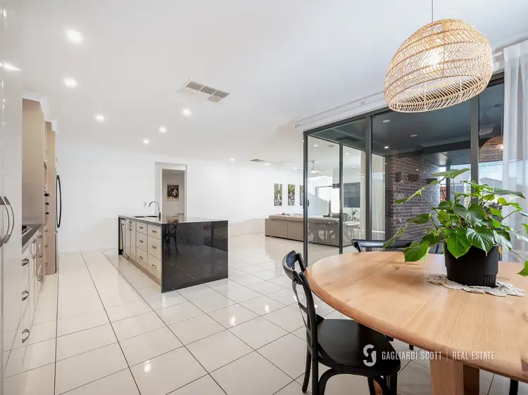 Fifth view of Homely house listing, 2 Eucla Court, Shepparton North VIC 3631