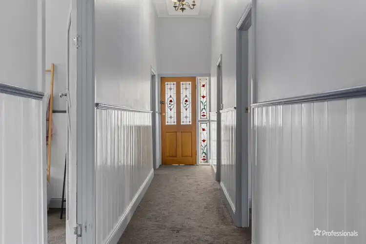Fifth view of Homely house listing, 11 Newton Street, Maryborough VIC 3465