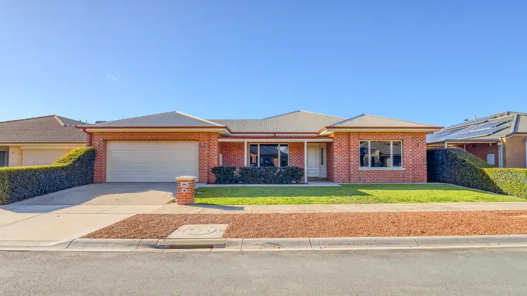 Main view of Homely house listing, 24 Kensington Drive, Shepparton VIC 3630