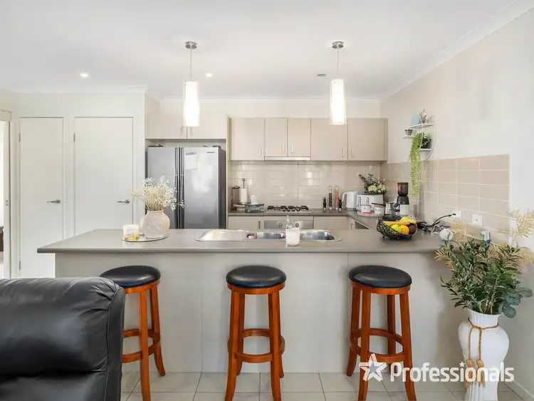 Second view of Homely house listing, 2 Georges Court, Everton Hills QLD 4053