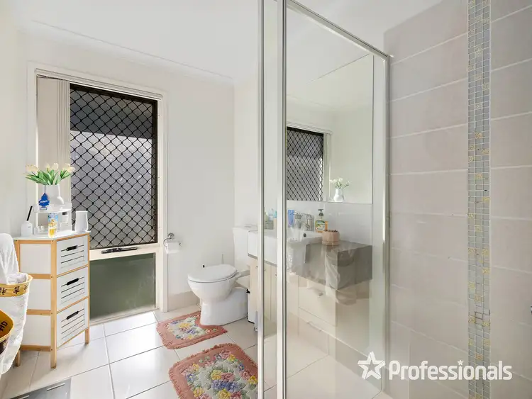 Fourth view of Homely house listing, 2 Georges Court, Everton Hills QLD 4053