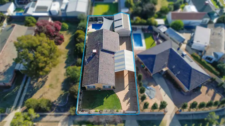Main view of Homely house listing, 10 Gloucester Crescent, Shepparton VIC 3630