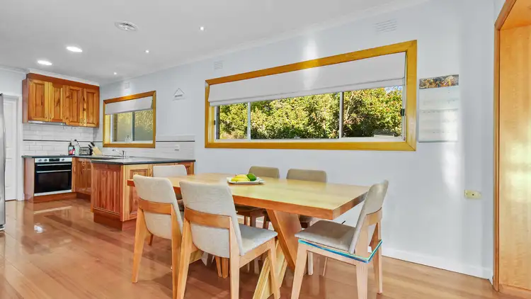 Sixth view of Homely house listing, 10 Gloucester Crescent, Shepparton VIC 3630