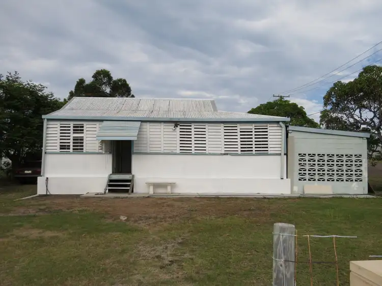 2 Belgravia Road, Bowen QLD 4805