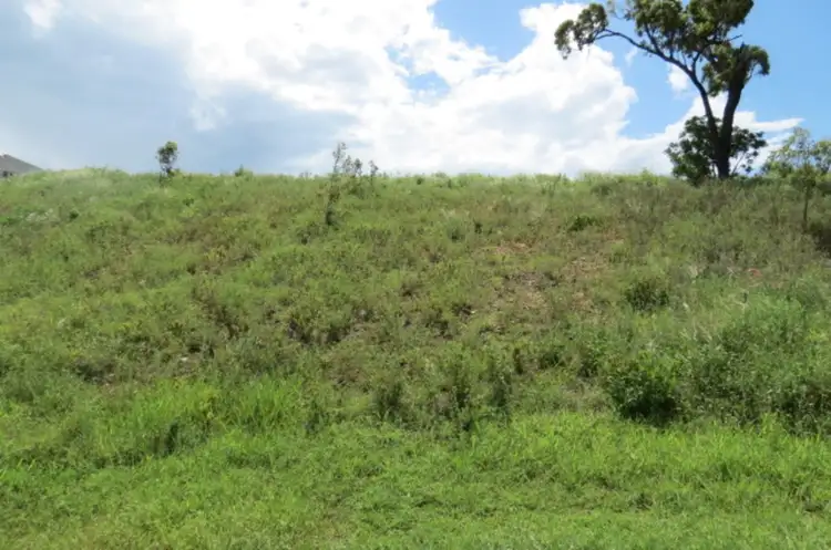27 Grandview Terrace, Bowen QLD 4805