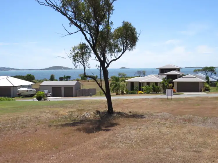13 Marine Parade, Bowen QLD 4805