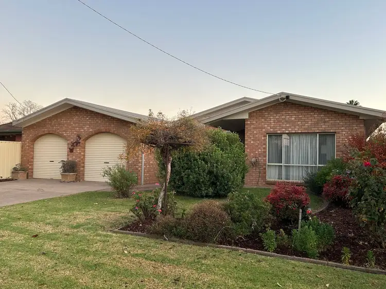 23 Rowe, Numurkah VIC 3636