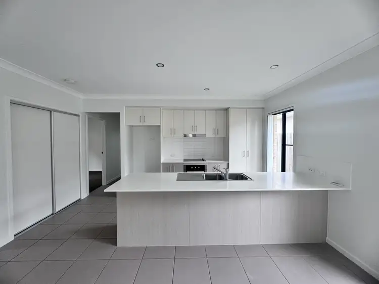 Second view of Homely house listing, 32 Tribecca Circuit, Coomera QLD 4209