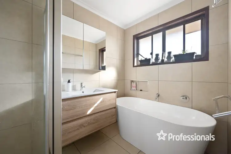 Second view of Homely house listing, 3 Eleanore Court, West Wodonga VIC 3690