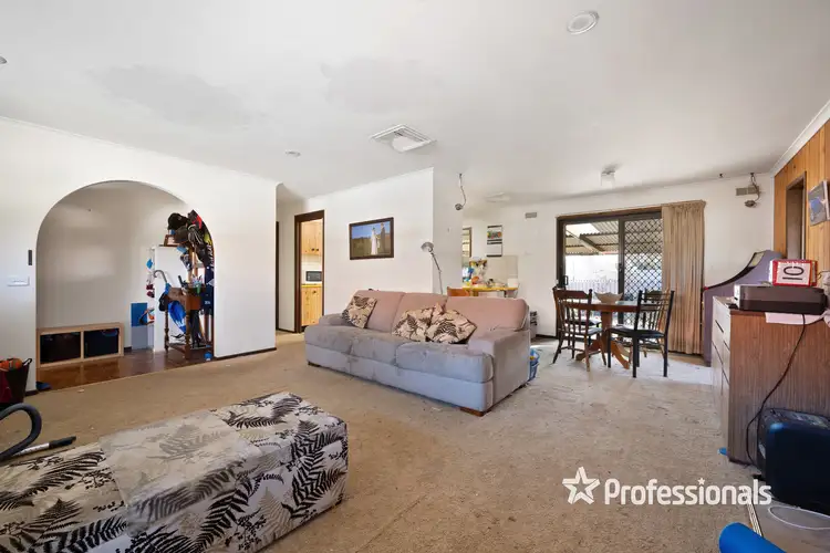 Fourth view of Homely house listing, 3 Eleanore Court, West Wodonga VIC 3690