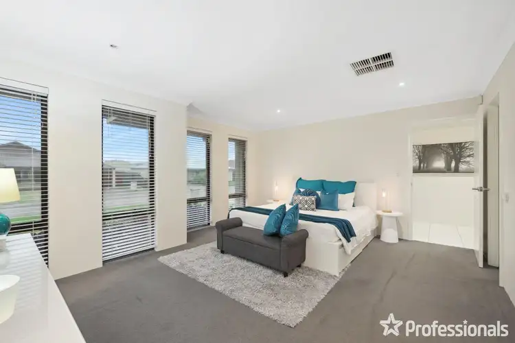 Sixth view of Homely house listing, 10 Rosemary Street, Wattle Grove WA 6107