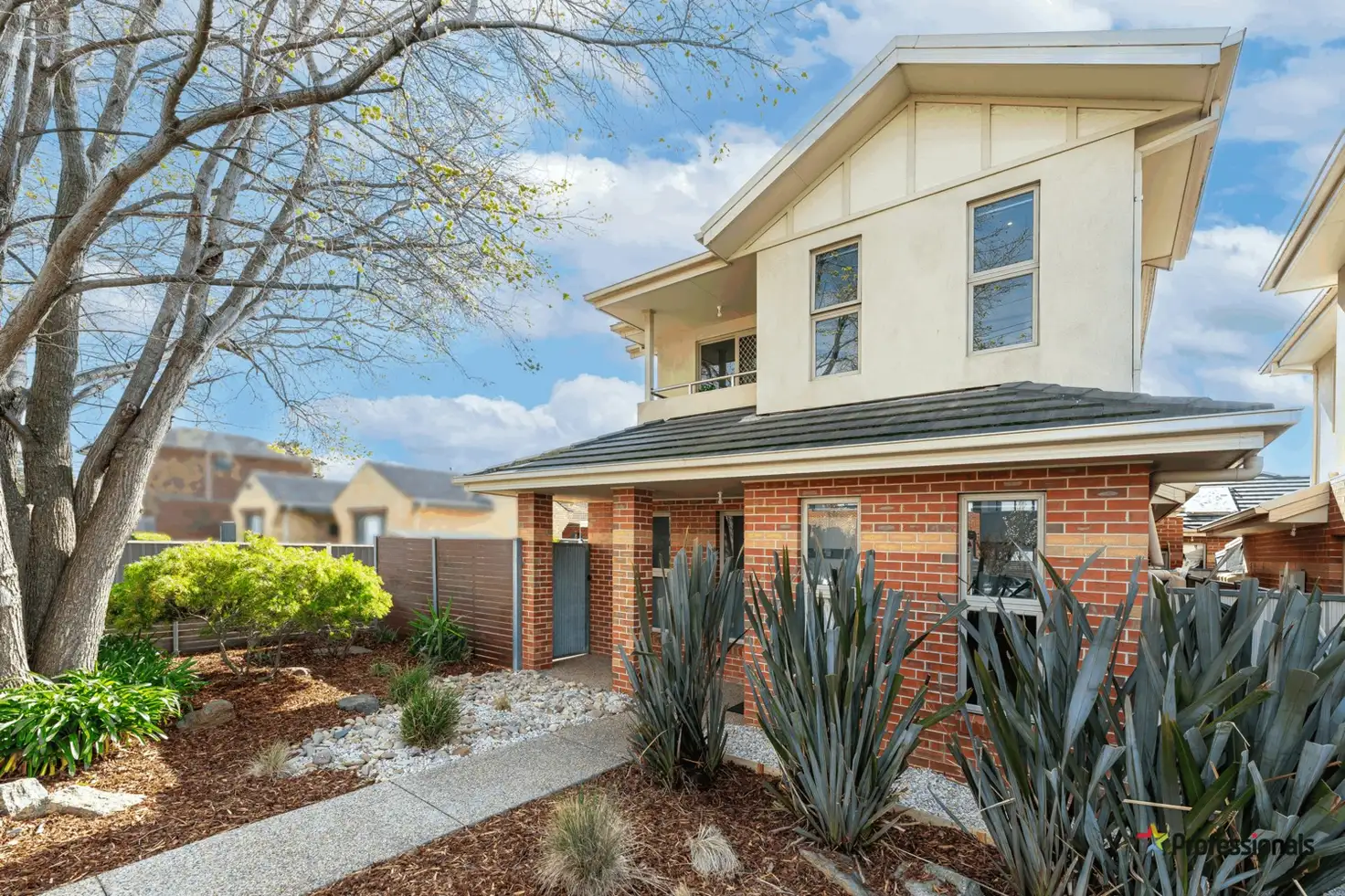 Main view of Homely townhouse listing, 2/74 Chapman Avenue, Glenroy VIC 3046
