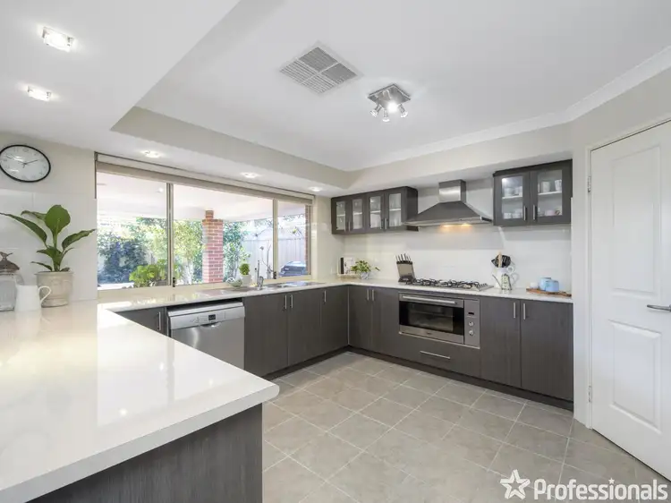 81 The Promenade, Wattle Grove WA 6107