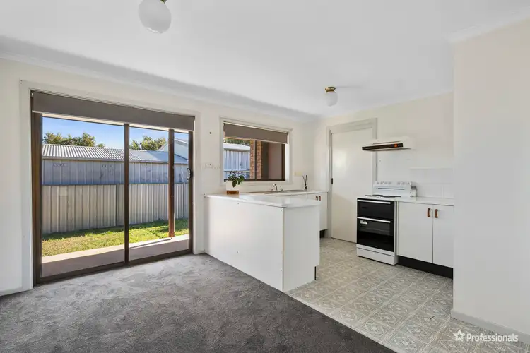 Fifth view of Homely unit listing, 2/6 Harkness Street, Maryborough VIC 3465