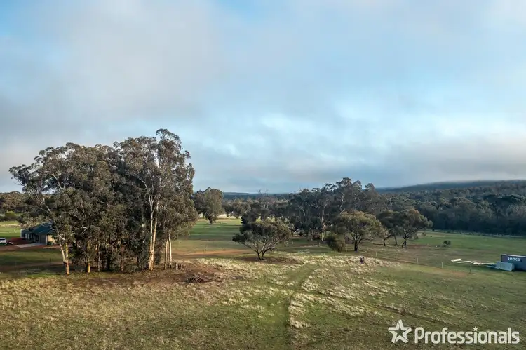 66 Tucker Grove, Bakers Hill WA 6562