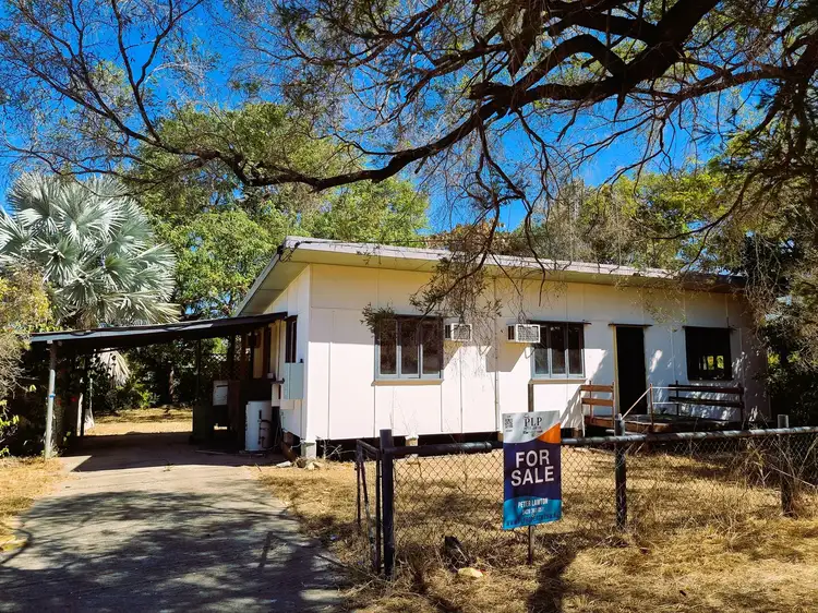 27 Gralton Street, Collinsville QLD 4804