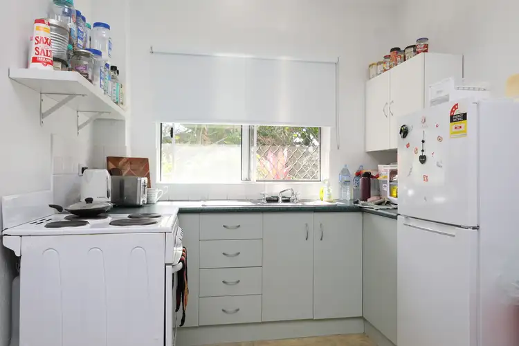 Fifth view of Homely unit listing, 4/346-348 McCoombe Street, Mooroobool QLD 4870