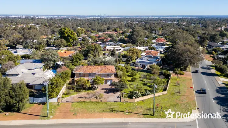 2 West Terrace, Maida Vale WA 6057