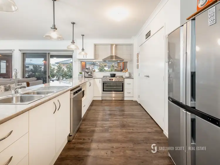 Sixth view of Homely house listing, 31 Kerang Avenue, Kialla VIC 3631