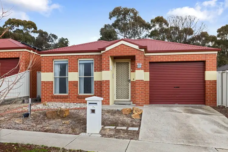 37b Grevillea Avenue, Kangaroo Flat VIC 3555