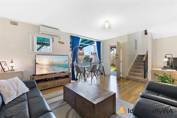 25 Melinga Court, Karawara WA 6152