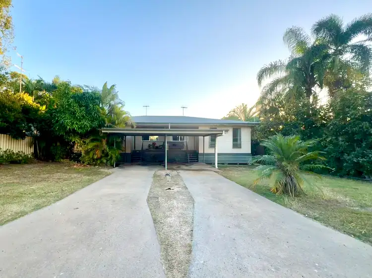 A & B/11 MACARTHUR Street, Moranbah QLD 4744