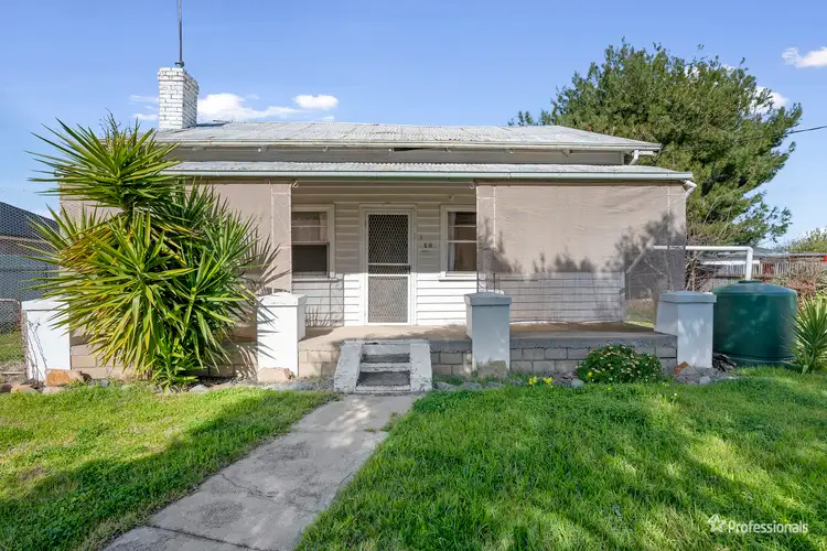 12 Casey Street, Maryborough VIC 3465