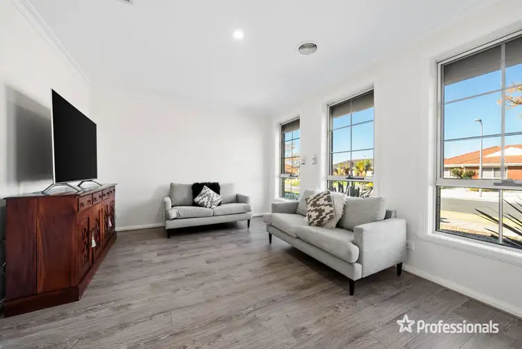 Sixth view of Homely house listing, 2/19 Silverdene Avenue, Sydenham VIC 3037