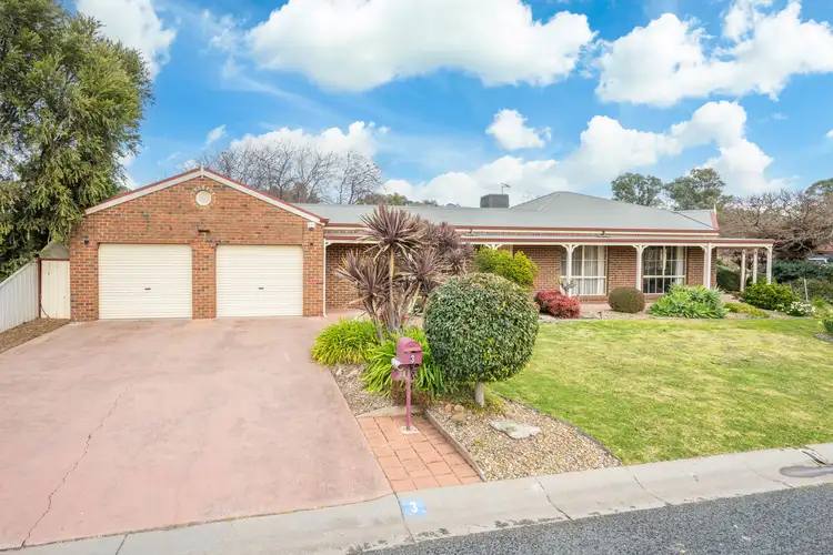 3 Silvan Crescent, Kialla VIC 3631